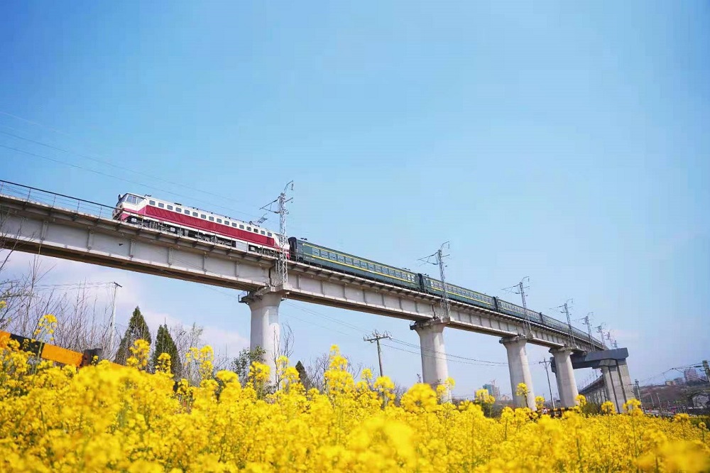 福利來了勉縣至西鄉開行公交化旅遊列車